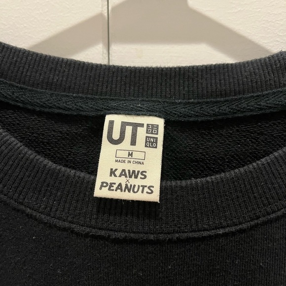 Uniqlo x Kaws x Peanuts limited edition sweatshirt - Picture 8 of 16